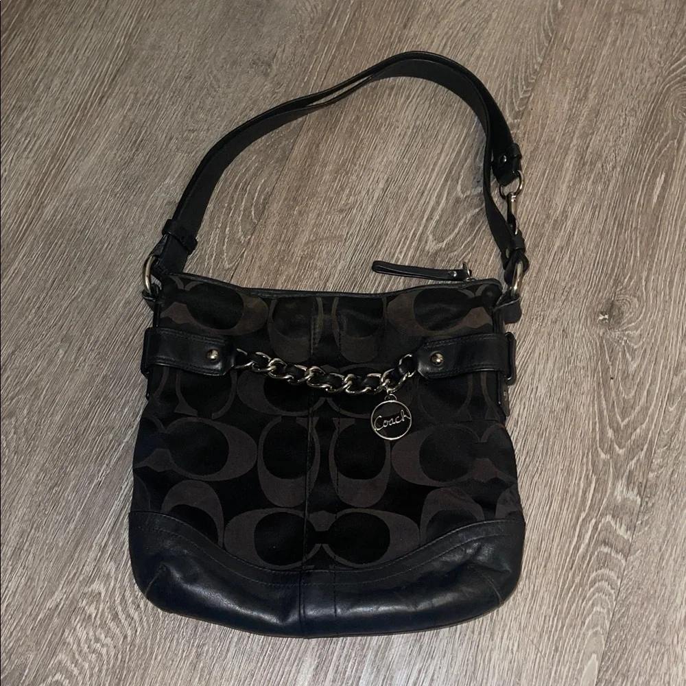 Coach Black Crossbody with Chain/Leather Detail Y2K purse handbag